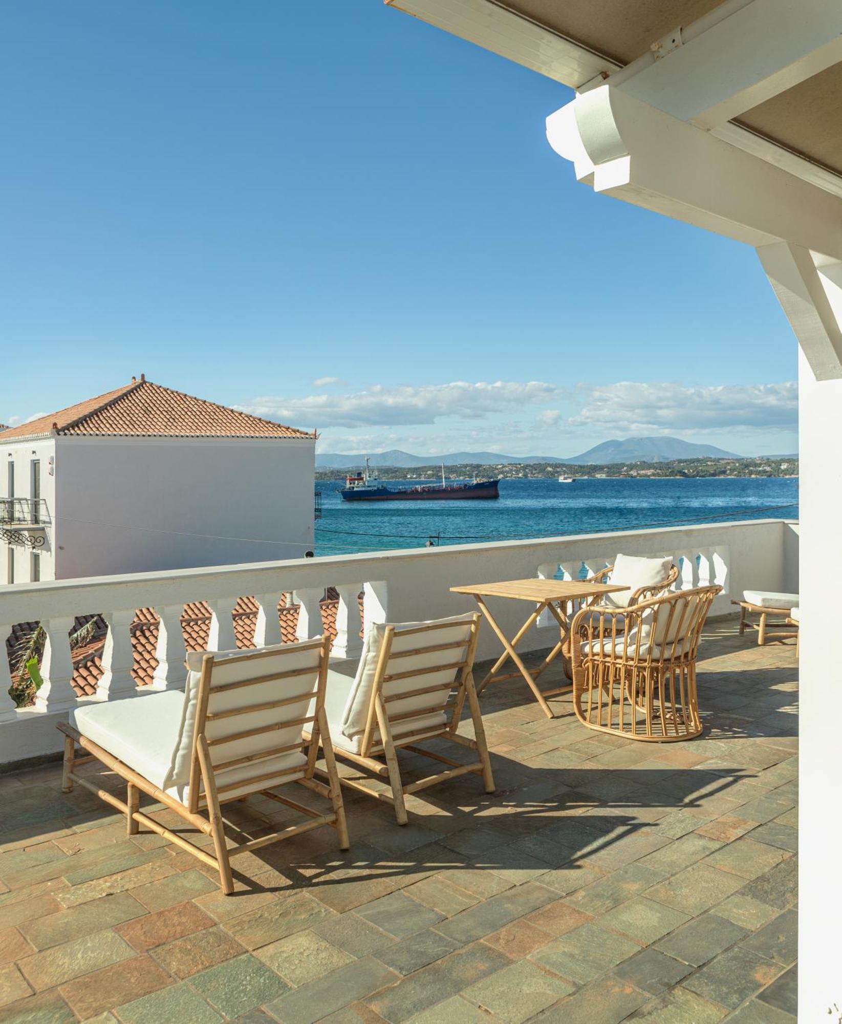 Teresa Spetses Hotel Exterior photo